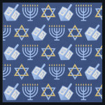 Tissu Hanoukka Blue Menorah Dreidel Motif Chanukah<br><div class="desc">Beau tissu Hanoukka en bleu joli avec un motif cool de la star du judaïsme,  rêvé pour les jeux de Chanukah amusants,  et la menorah juive pour les vacances.</div>