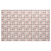 Tissu le chien de boxe face aux fleurs rose pastel (Fat Quarter)