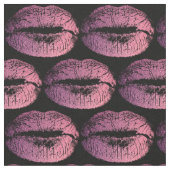 Tissu Lèvres roses sur noir (Fermer)
