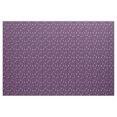 Tissu Monogrammes et fleurs sur fond lilas. (Yard)