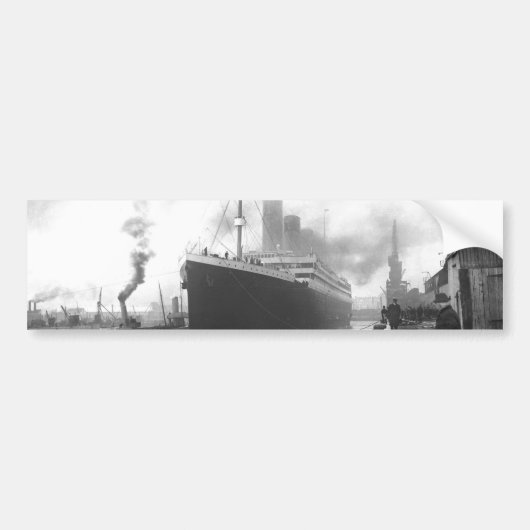 Titanic in de haven van Southampton Bumpersticker (Voorkant)