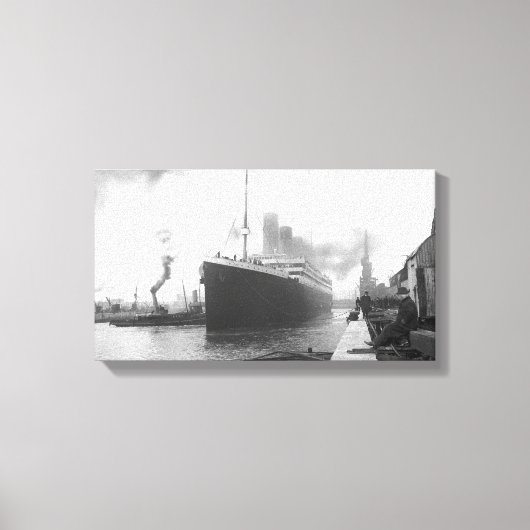 Titanic in de haven van Southampton Canvas Afdruk (Voorkant)