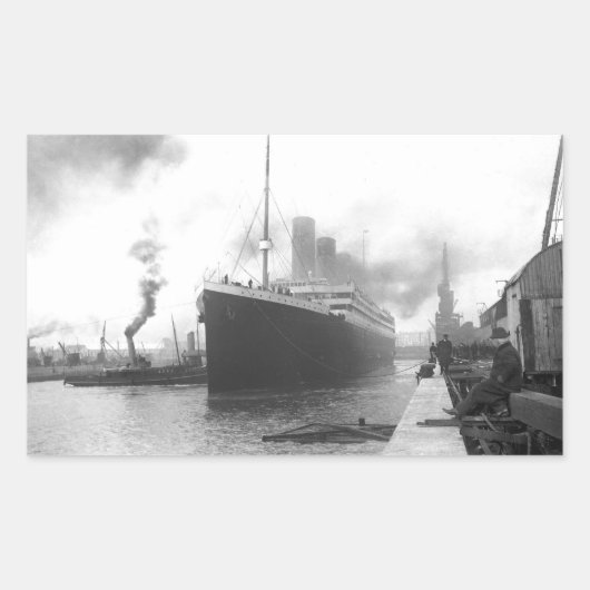 Titanic in de haven van Southampton Rechthoekige Sticker (Voorkant)
