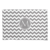 Titanium Chevron Monogrammed Kussensloop (Voorkant)