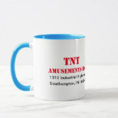 TNT Amusements maintenant SORTIR Mug (Gauche)
