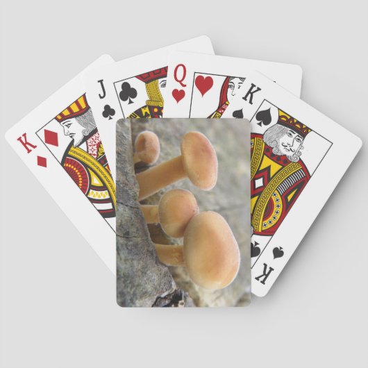 Toadstools op Tree Trunk-speelkaarten Speelkaarten (Achterkant)
