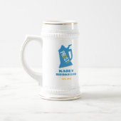 Toast een grote gebeurtenis met aangepaste Duitse  Bierpul (Links)