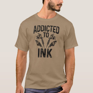 Toegediend aan inkt Tattoo T-shirt