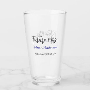 Toekomstige mevrouw achternaam bruid purper grijs glas