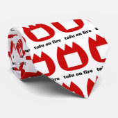 📛 tofu in brand stropdas (Opgerold)