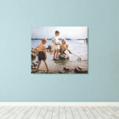 Toile Albert Edelfeue - Les garçons jouent sur le rivage (Insitu (Plancher de Bois))