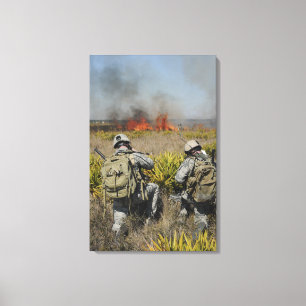 Toile Appel de soldats dans l'information