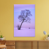 Toile Arbre penché dans un champ enneigé; Comté de Chipp (Insitu(Salon))