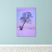 Toile Arbre penché dans un champ enneigé; Comté de Chipp (Insitu (Plancher de Bois))