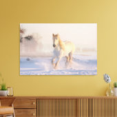 Toile Beau cheval blanc galopant dans la neige (Insitu(Salon))