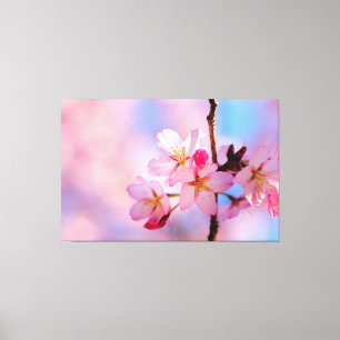 Toile Belles fleurs de Sakura sur une brindille vertical