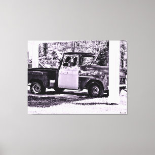 Toile Camion Ancien Sous Parking Couvert