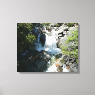 Toile Cascade Falls dans le parc national de Yosemite