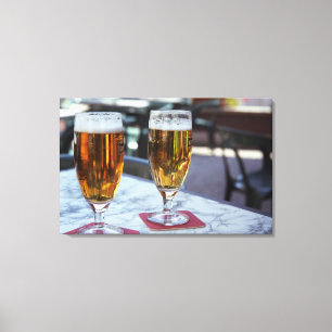 Toile Chablis; deux bières cool à 42 degrés chauds é