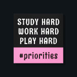 Toile Chambre rose et noire moderne avec hashtag<br><div class="desc">Décorez votre chambre universitaire avec cette impression sur toile présentant un design simple rose et noir avec une palette de couleurs personnalisable et quatre zones de texte personnalisées. Ce design est moderne et tendance, et il fera une addition amusante à une chambre d'étudiant ou une chambre à coucher. Pour modifier...</div>