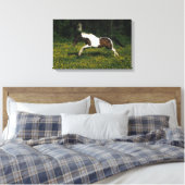 Toile Cheval de peinture courant dans le champ de fleurs (Insitu(Chambre))