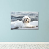 Toile Chien posé au bord de l'eau (Insitu (Plancher de Bois))