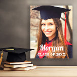 Toile Classe personnalisée de 2023 Graduation Photo<br><div class="desc">Design moderne et élégant mur d'art de graduation enveloppé de la conception de toile comprend une photo de votre diplômé avec un nom simple et le libellé de l'année de classe qui peut être personnalisée pour votre grade. Un bel accent pour la fête de remise des diplômes, et un gardien...</div>