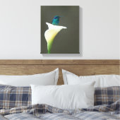 Toile Colibri assis dans une Calla Lilly (Insitu(Chambre))