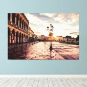 Toile Coucher de soleil sur le carré à Padova en Italie (Insitu (Plancher de Bois))
