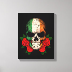 Toile Crâne irlandais de drapeau avec les roses rouges