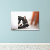 Toile Cutest Baby Animals | Black & White Kitten (Insitu (Plancher de Bois))