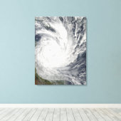 Toile Cyclone tropical Yasi sur l'Australie (Insitu (Plancher de Bois))