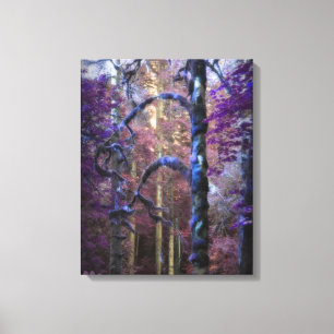 Toile de fond en forme de forêt violette enchantée