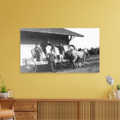 Toile Des jeunes hommes se jettent sur une mule Wagon (Insitu(Salon))