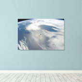 Toile Des Petits Satellites Orbitent Au-Dessus D'Une Par (Insitu (Plancher de Bois))