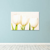 Toile Des tulipes blanches contre un arrière - plan blan (Insitu (Plancher de Bois))