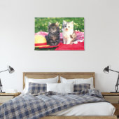 Toile Deux Chatons Assis Sur Une Couverture Rouge (Insitu(Chambre))