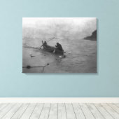 Toile Deux Indiens pêchent sur le lac Quinault en canot (Insitu (Plancher de Bois))