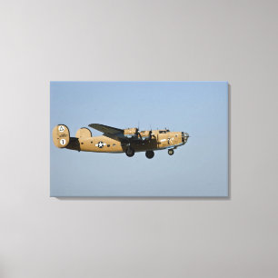 Toile Diamond Lil B-24 Bombardier, atterrissant à Oshkos