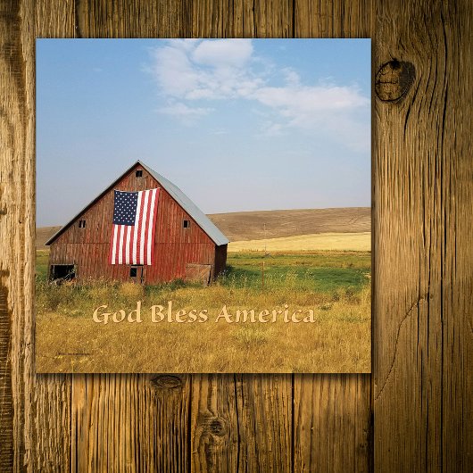 TOILE DIEU BLESS AMERICA BARN DRAPEAU ET CHAMPS
