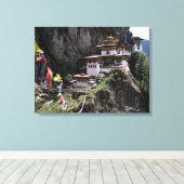 Toile drapeaux taktsang (Insitu (Plancher de Bois))
