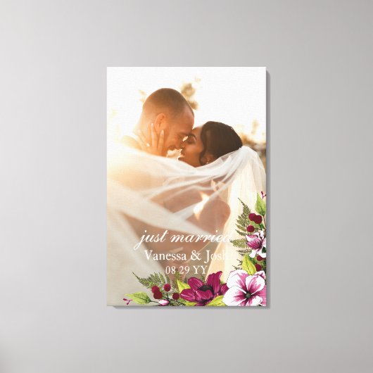 Toile Élégant Juste Marié Magenta Blanc Floral Mariage (Recto)