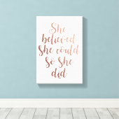 Toile "Elle Croyait Qu'Elle Pouvait Le Faire" Rose Gold (Insitu (Plancher de Bois))