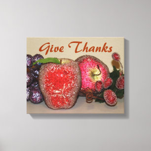 Toile enveloppée de fruits frais