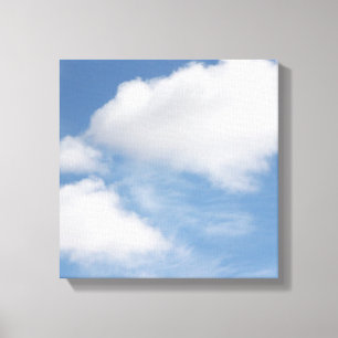 Toile enveloppée de nuages