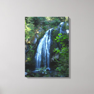 Toile enveloppée par cascade