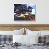 Toile Éruption du volcan sur la montagne (Insitu(Chambre))