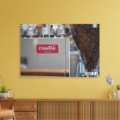 Toile Espresso Elégance : Un aperçu de Estella Caffè (Insitu(Salon))