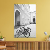 Toile Europe, Autriche, Salzbourg. Vélos dans (Insitu(Salon))