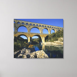 Toile Europe, France, Pont du Gard. Pont du Gard,